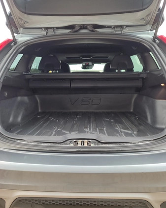 Volvo V60 cena 76400 przebieg: 114000, rok produkcji 2015 z Poznań małe 211